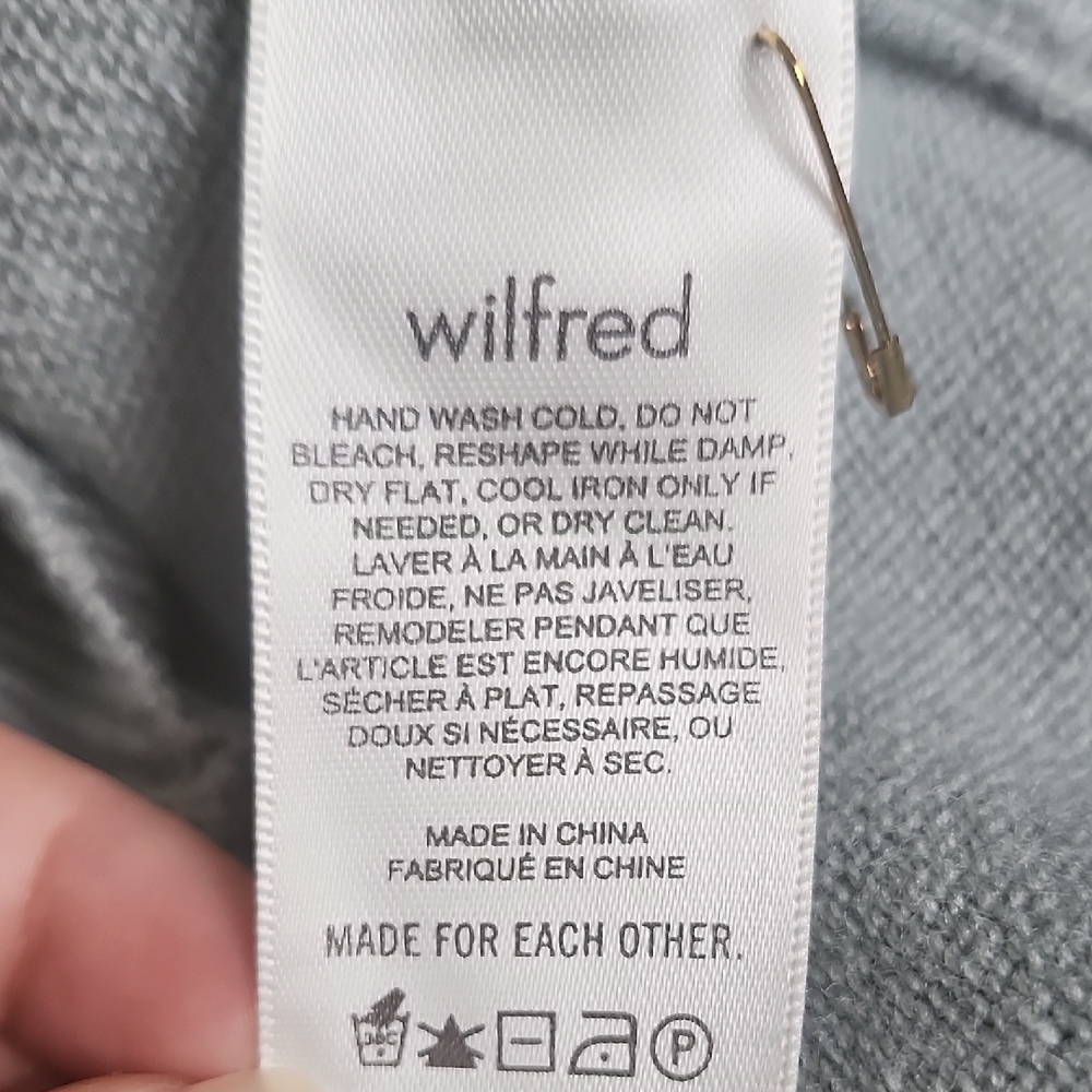 ARITZIA WILFRED 100% merino wool turtle neck crop sweater - Picture 8 of 11